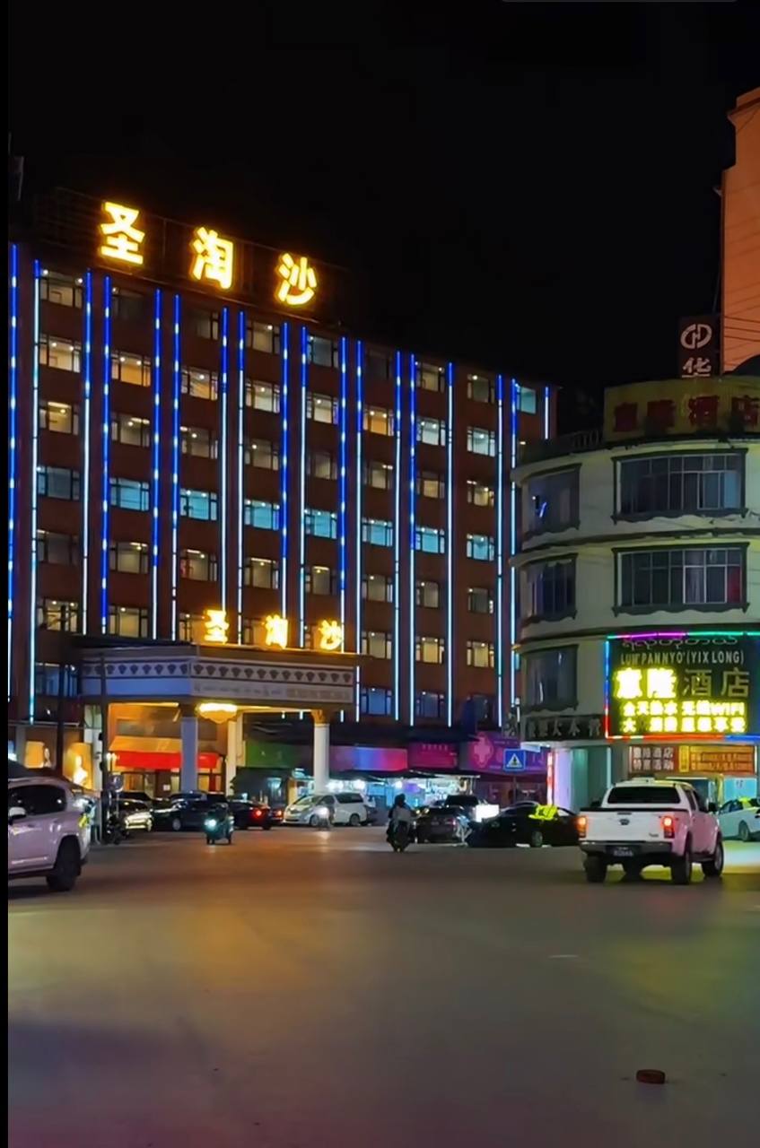 圣淘沙集团建筑街道夜景
